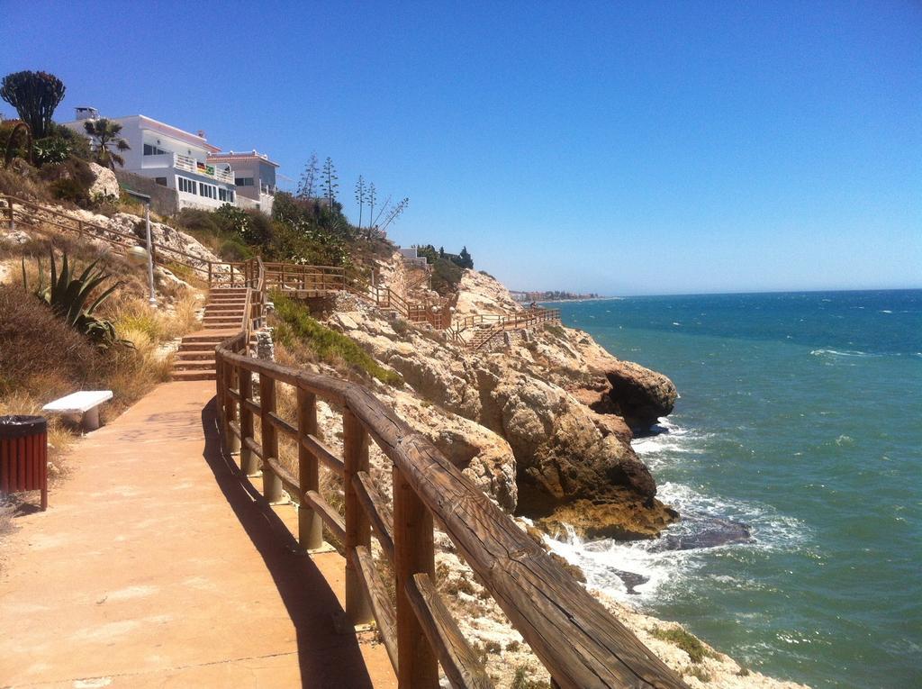 At Home In Malaga Stay & Solo Travellers Rincón de la Victoria Exteriör bild